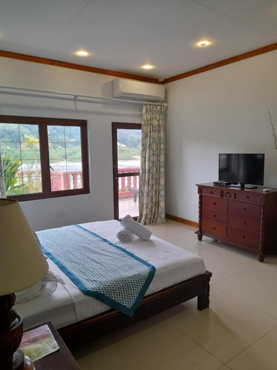 Bayview Villa -Sea Side Villa Anse Boileau Εξωτερικό φωτογραφία