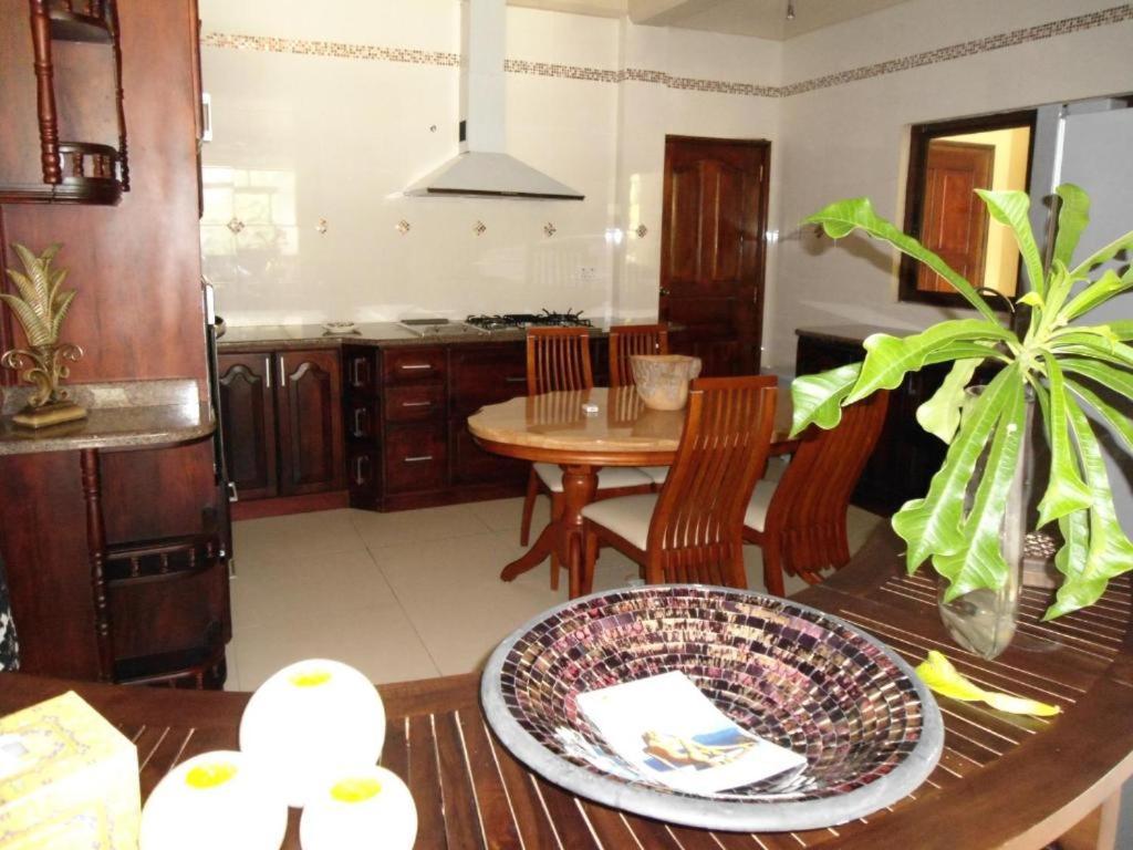 Bayview Villa -Sea Side Villa Anse Boileau Εξωτερικό φωτογραφία