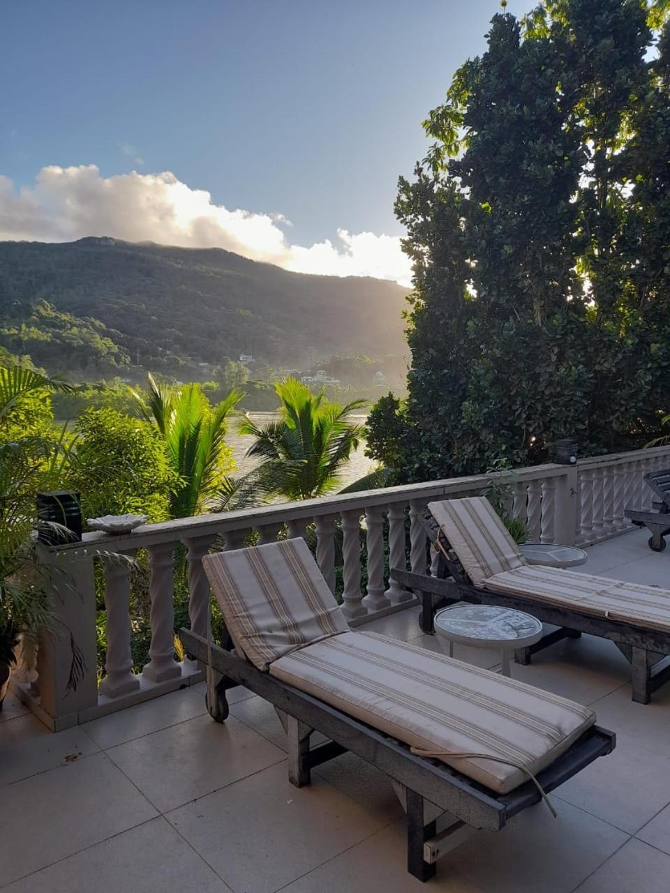 Bayview Villa -Sea Side Villa Anse Boileau Εξωτερικό φωτογραφία