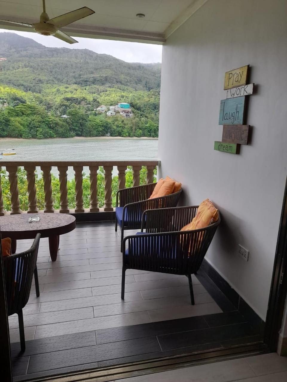 Bayview Villa -Sea Side Villa Anse Boileau Εξωτερικό φωτογραφία